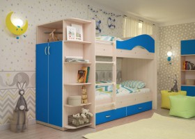 Кровать Мая двухъярусная с ящиками и шкафом Млечный дуб/Голубой в Оби - ob.katalogmebeli.com | фото